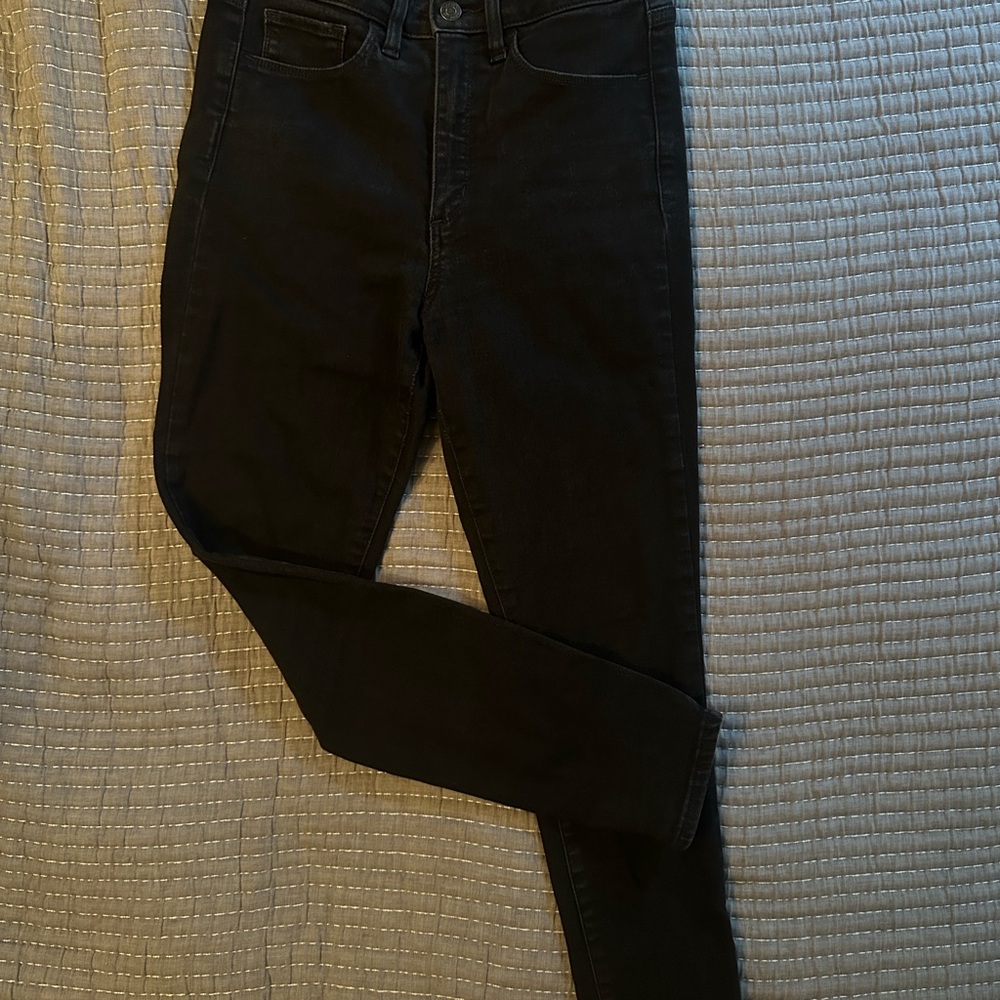 GAP Women's Black Skinny Jeans